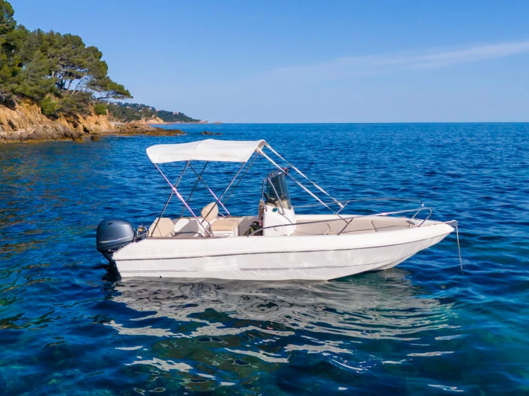 Motorboot mieten in Port de Bormes-les-Mimosas - Capelli Cap 520 Open