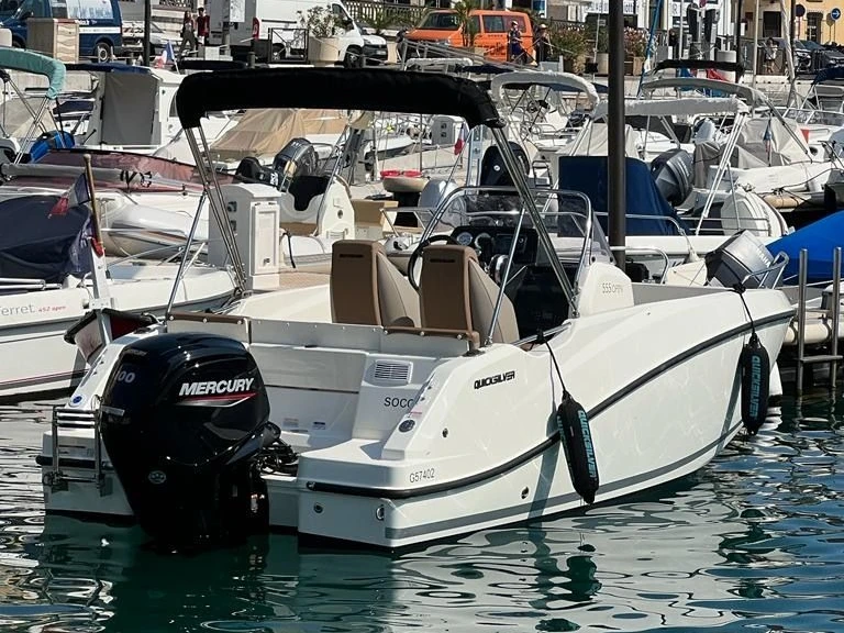 Motorboot mieten in Villefranche-sur-Mer zum besten Preis