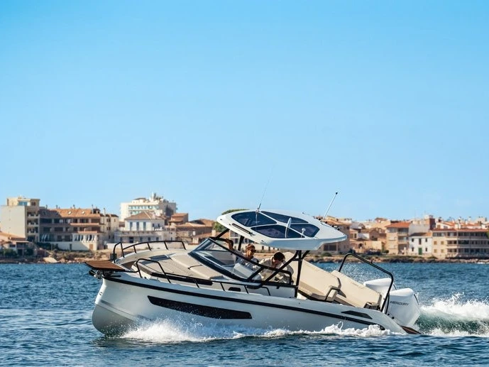 Boot mieten Cannigione di Arzachena günstig Navan S30