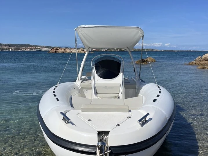Motorboot mieten in Cannigione di Arzachena zum besten Preis