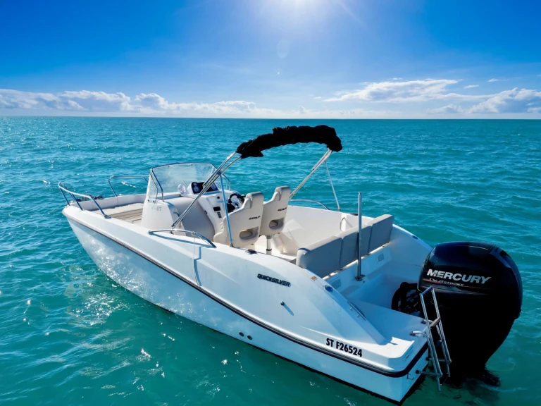 Boot mieten Le Cap d'Agde günstig Activ 675 Open