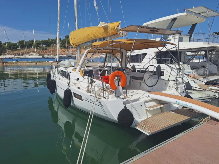 Bootsverleih Bénéteau Oceanis 41.1 Néa Péramos Samboat