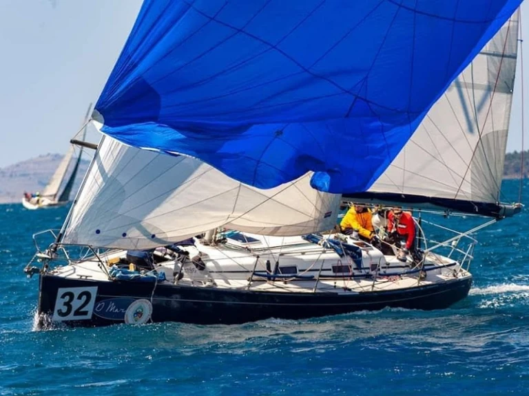 Vermietung Segelboot Grand Soleil mit Führerschein