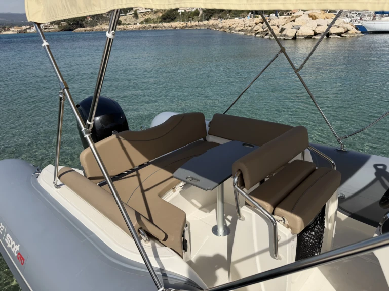 Bwa Sport 22 GT mieten La Madrague