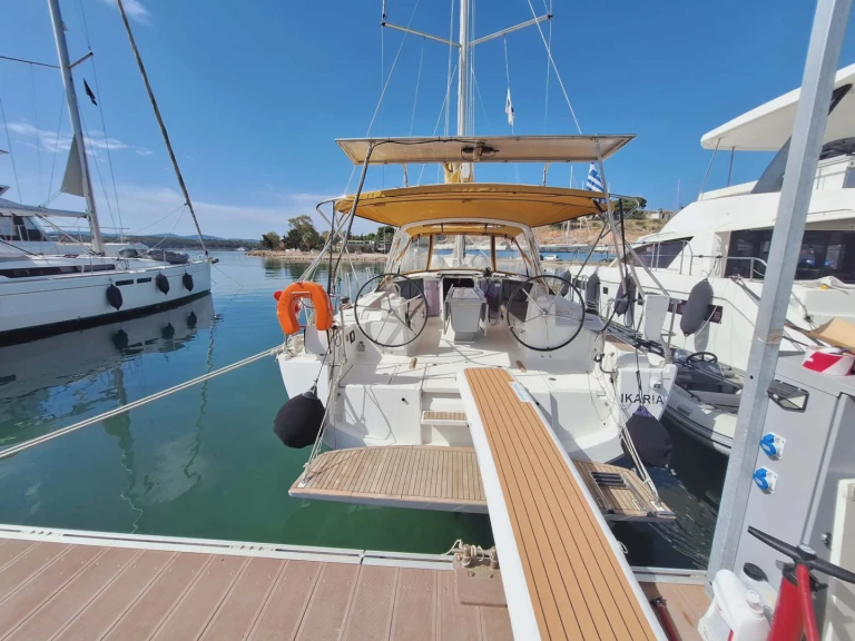 Bénéteau Oceanis 41.1 mieten Néa Péramos