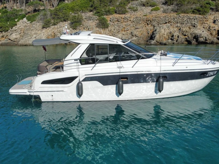 Ein Bavaria Bavaria 33 Sport HT mieten in Punat