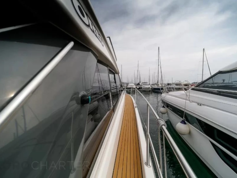 Boot mieten Punat günstig Bavaria S45 Coupe