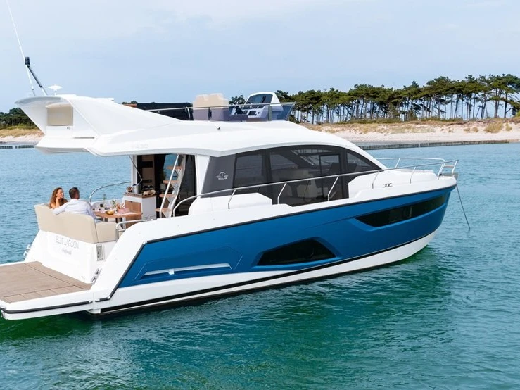 Ein Sealine Sealine F430 mieten in Punat