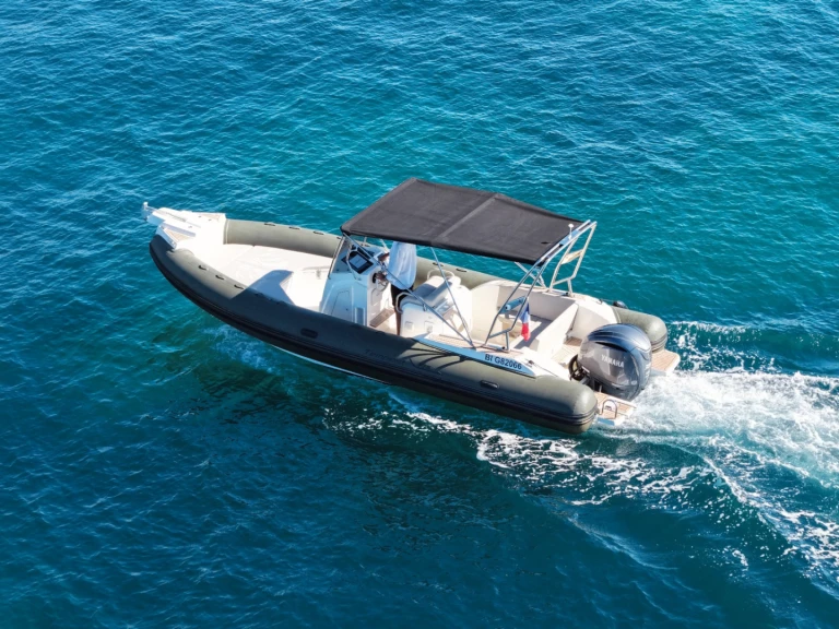 Motorboot mit oder ohne Skipper Capelli mieten in Golfe-Juan