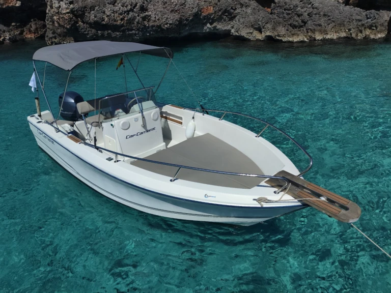 Ein Jeanneau Cap Camarat 575 mieten in Mahón
