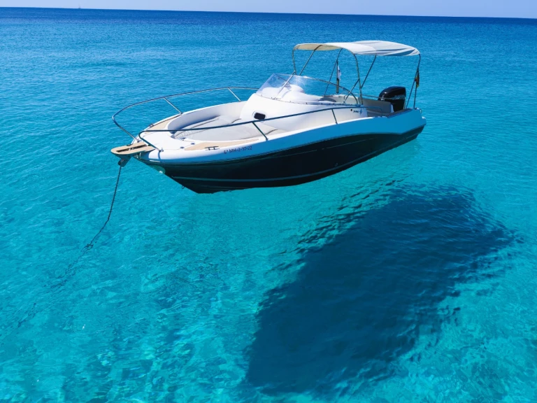 Motorboot mit oder ohne Skipper Jeanneau mieten in Cala en Bosch