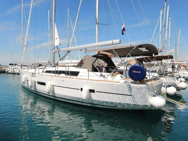 Segelboot mieten in Biograd na Moru zum besten Preis