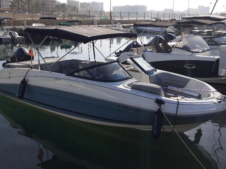 Bootsverleih Bayliner VR6 OB Club Náutico can Pastilla Samboat