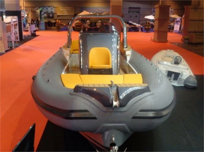 Schlauchboot mit oder ohne Skipper Italboats mieten in Hyères
