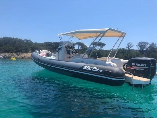 Schlauchboot mieten in Hyères zum besten Preis