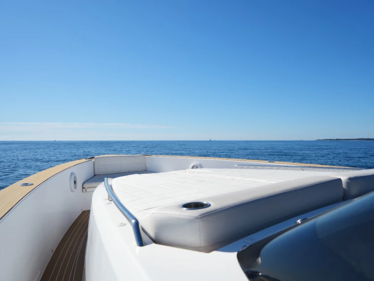 Motorboot mit oder ohne Skipper Pardo Yachts mieten in Golfe-Juan