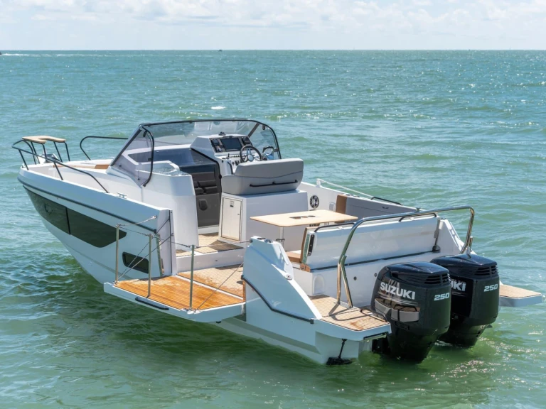 Motorboot mieten in Cogolin - Bénéteau Flyer 9