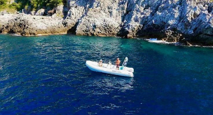 Selva Open Line D 5.7 mieten Praiano