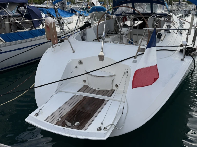 Bootsverleih Bénéteau First 42 S7 Le Marin Samboat