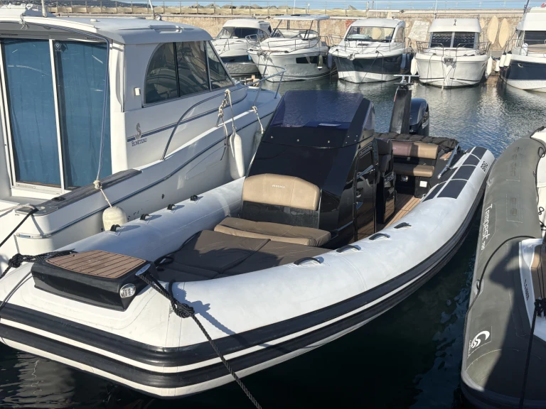 Boot mieten Cavalaire-sur-Mer günstig Eagle 8