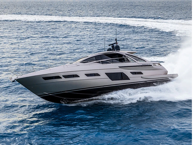Yacht mit oder ohne Skipper Pershing mieten in Neapel