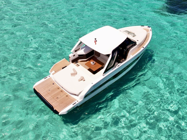 Bootsverleih Cranchi A32 Ibiza Town Samboat