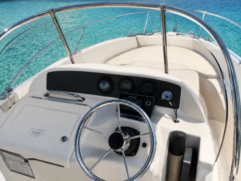 Boot mieten Sainte-Maxime günstig Cap Camarat 545 CC