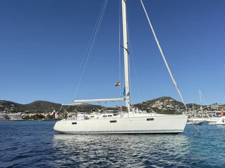 Ein Bénéteau Oceanis 390 mieten in Ibiza Town