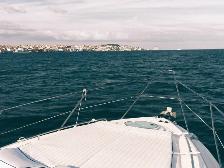 Fairline Phantom 40 mieten Lissabon