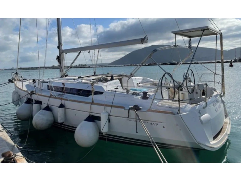 YachtCharter in Kallithea - Jeanneau Sun Odyssey 469 auf SamBoat