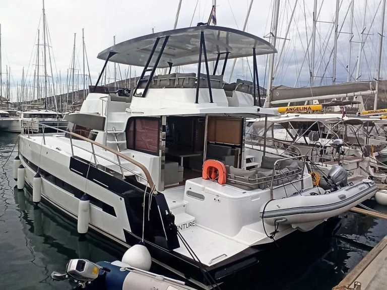 Motorboot mieten in Biograd na Moru - Bali Bali 4.3 MY