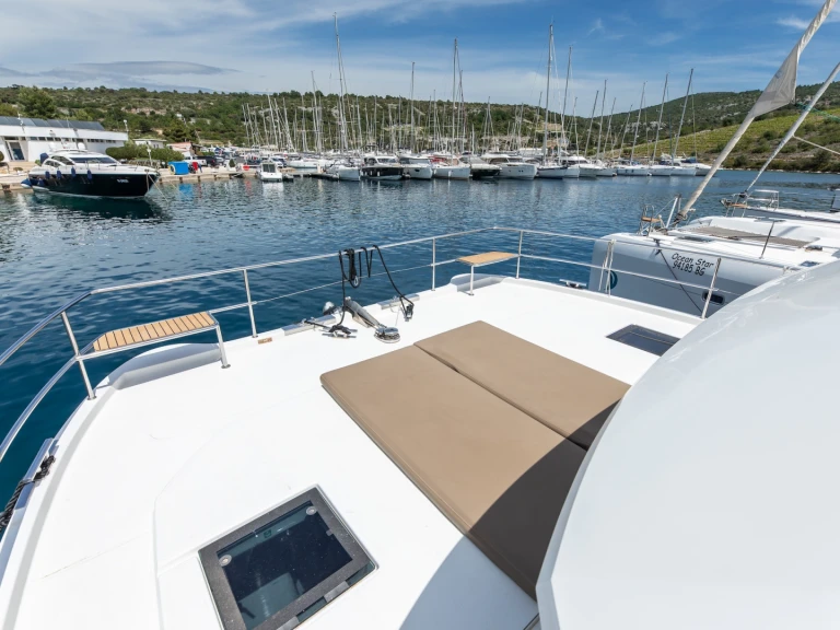Motorboot mit oder ohne Skipper Fountaine Pajot mieten in Primošten