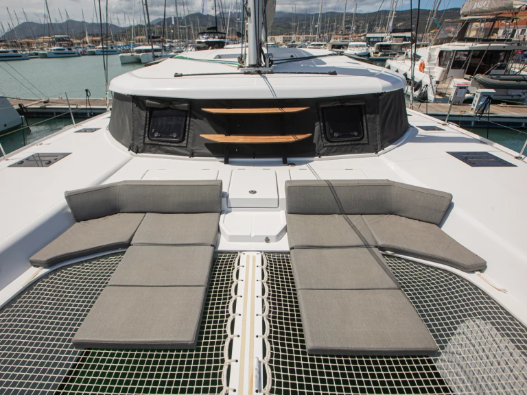 Bootsverleih Nautitech Nautitech 44 Néa Péramos Samboat