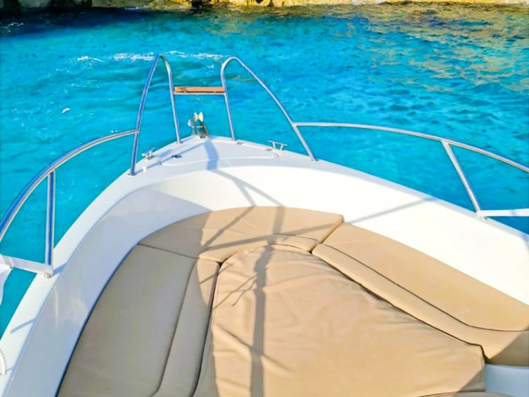 Motorboot mit oder ohne Skipper Polyester Yacht mieten in Ciutadella de Menorca