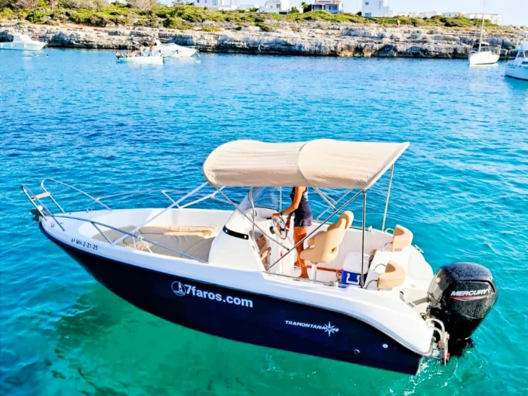 Motorboot mieten in Ciutadella de Menorca zum besten Preis