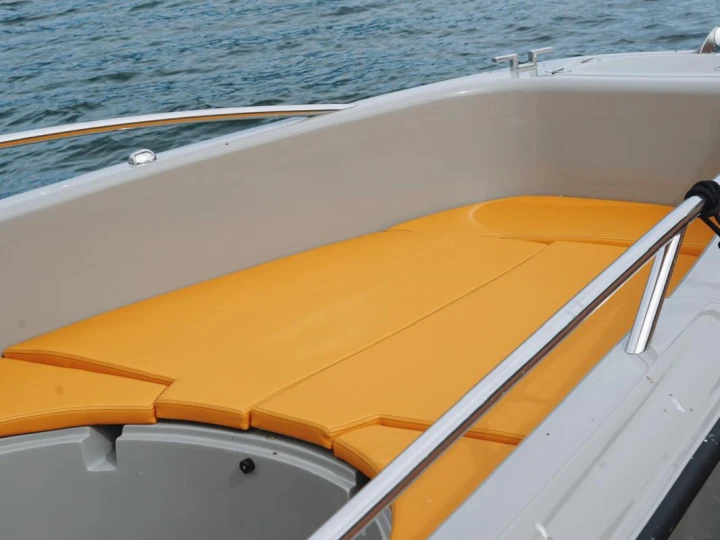 YachtCharter in Angera - Clear Aries Open L auf SamBoat