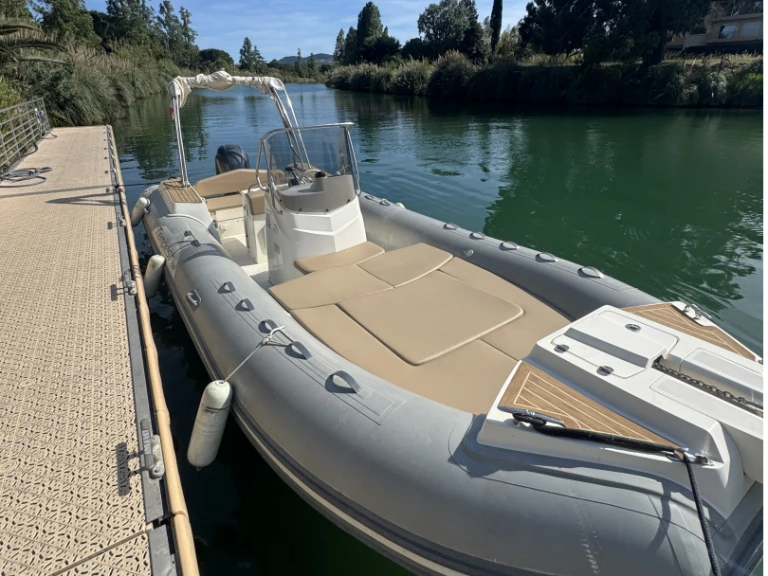 Vermietung Schlauchboot Capelli mit Führerschein
