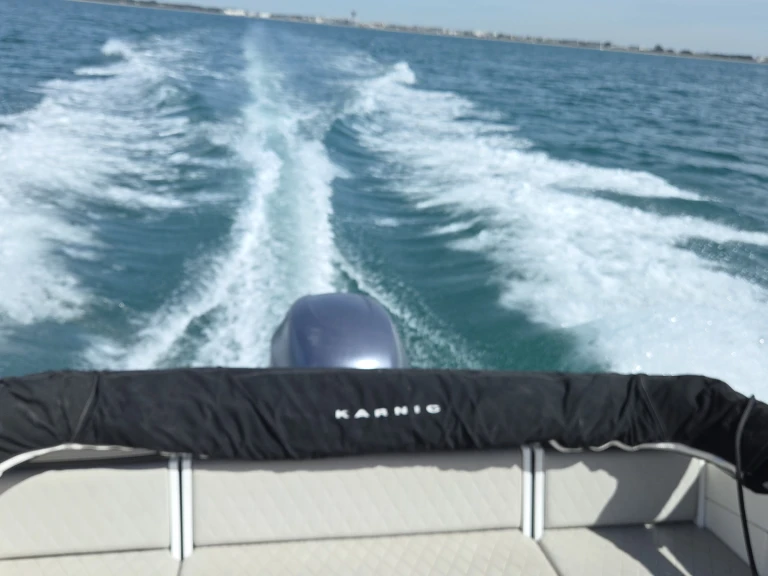 Motorboot mieten in Port-Camargue zum besten Preis