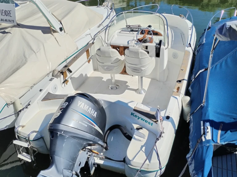 YachtCharter in Carnon-Plage - Jeanneau Cap Camarat 625 auf SamBoat