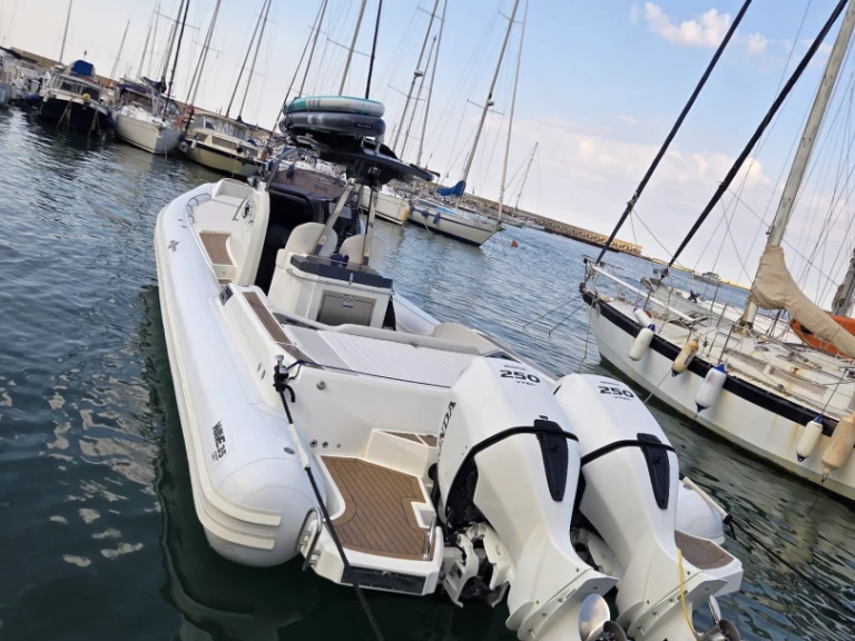 Schlauchboot mieten in Castellammare del Golfo zum besten Preis