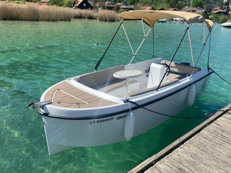 Boot mieten Annecy günstig 520 Premium