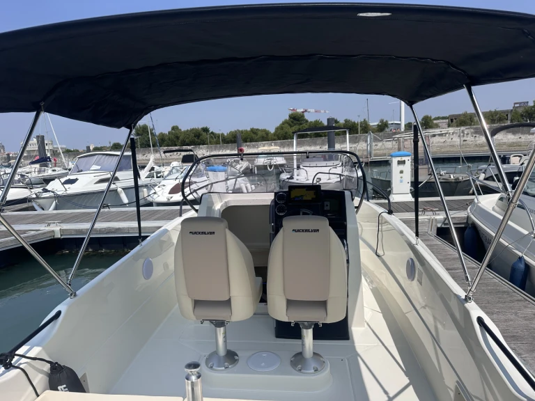 Motorboot mieten in La Rochelle zum besten Preis