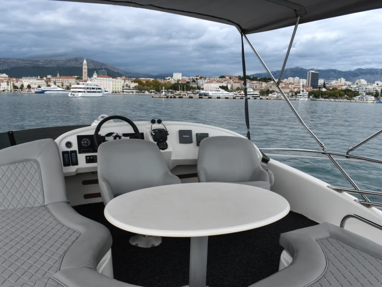 Vermietung Motorboot Jeanneau mit Führerschein