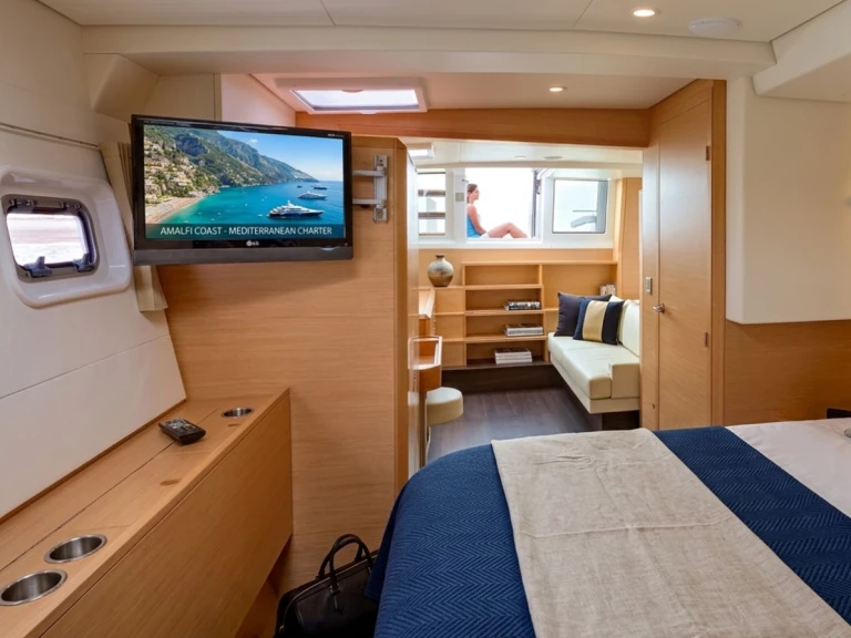 Bootsverleih Lagoon Lagoon 620 (3 cab) Castellammare di Stabia Samboat
