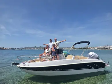 Ein Blumax Bluline 21 mieten in Ibiza Town