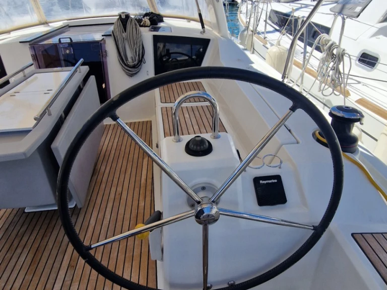 Bootsverleih Bénéteau Oceanis 41.1 Gouviá Samboat