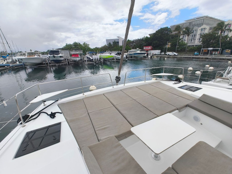 Bootsverleih Bali Bali 4.4 Bas du Fort Samboat