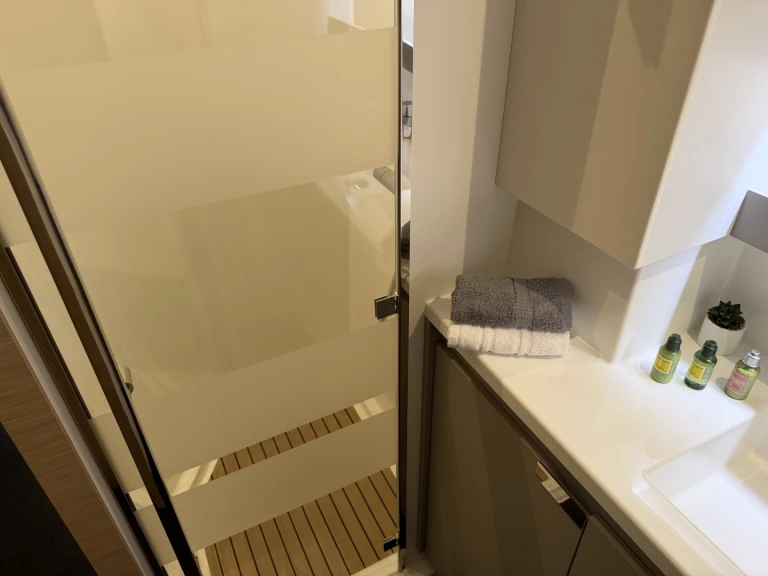 Bootsverleih Fountaine Pajot Aura 51 Seget Donji Samboat
