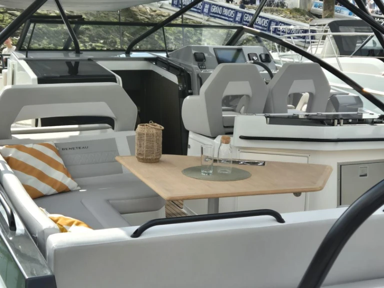 YachtCharter in Hyères - Bénéteau Flyer Serie 10 auf SamBoat