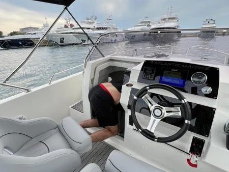 Vermietung Motorboot Atlantic mit Führerschein